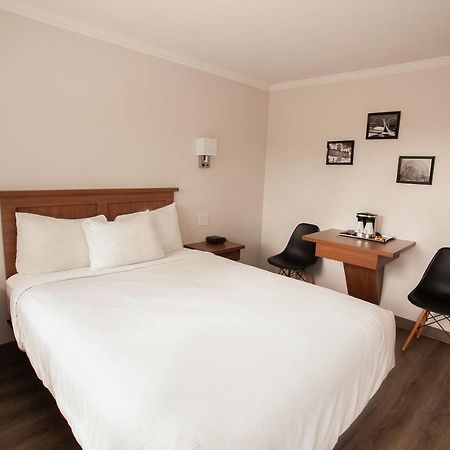 Motel Newstar לאוול מראה חיצוני תמונה
