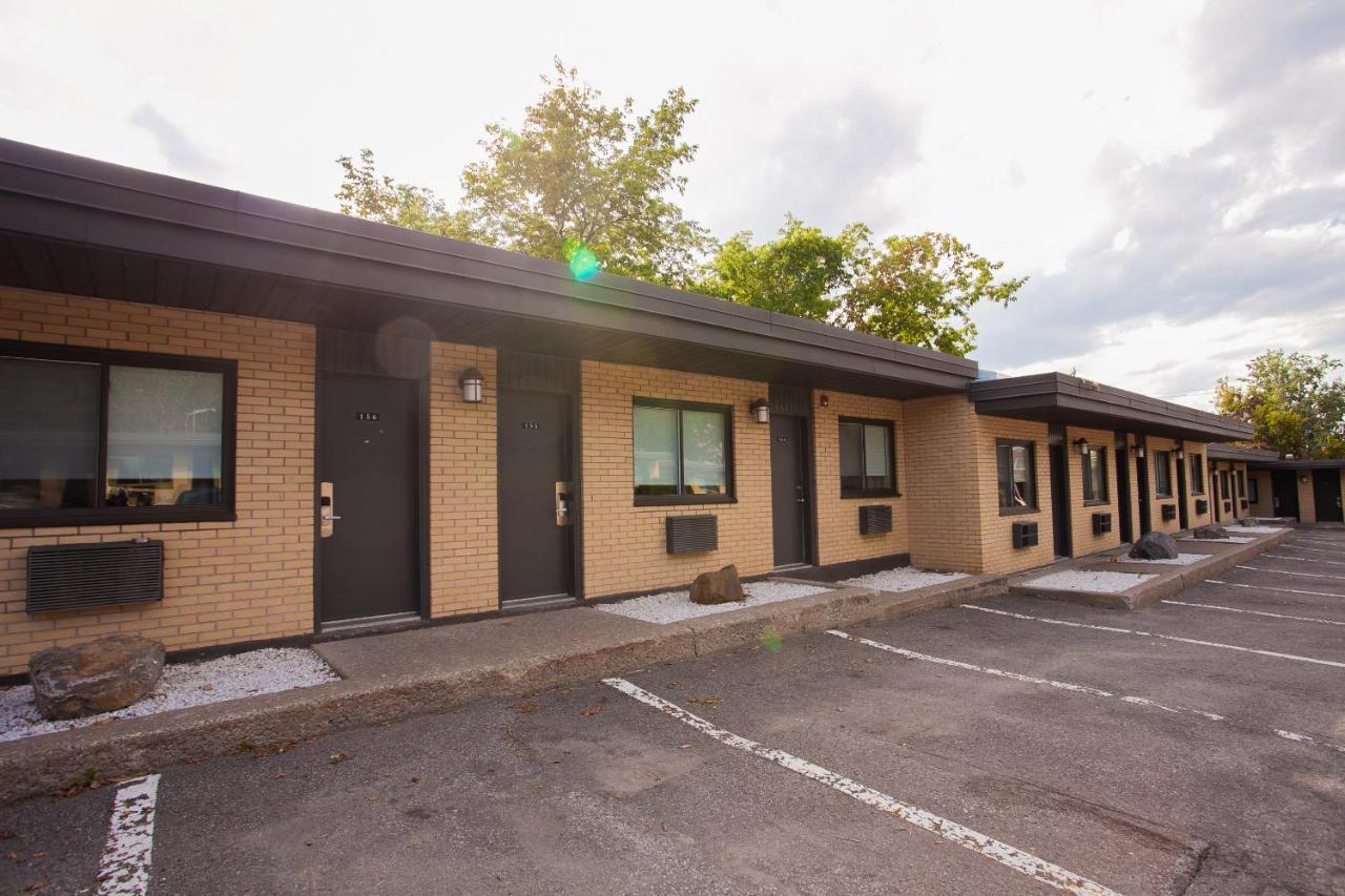 Motel Newstar לאוול מראה חיצוני תמונה